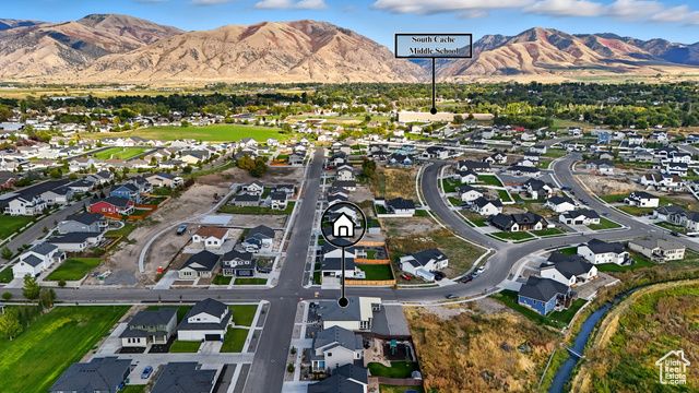 791 W 20 N, Hyrum, UT 84319