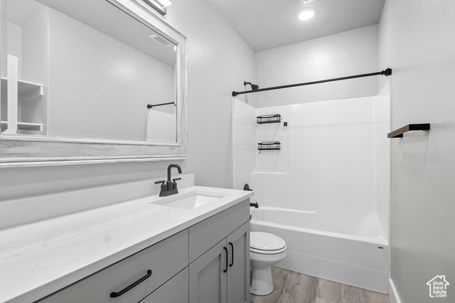 791 W 20 N, Hyrum, UT 84319