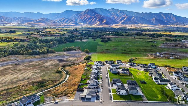 791 W 20 N, Hyrum, UT 84319