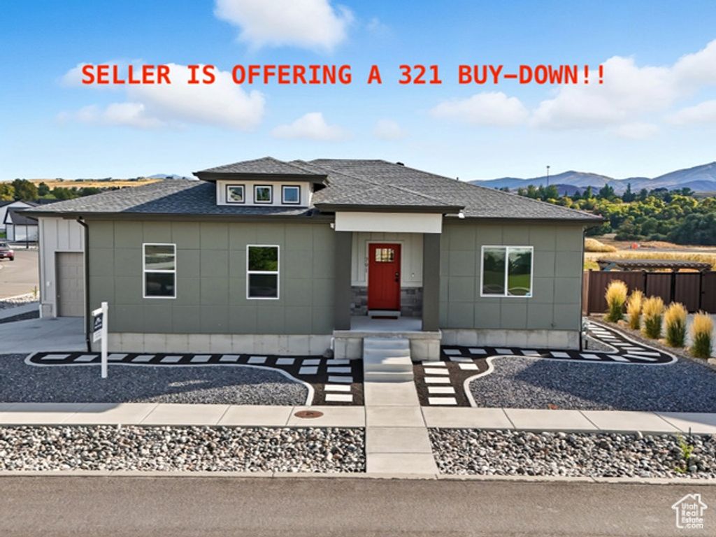 791 W 20 N, Hyrum, UT 84319