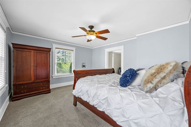 2144 Grande Avenue SE, Cedar Rapids, IA 52403