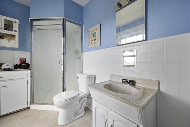 2144 Grande Avenue SE, Cedar Rapids, IA 52403
