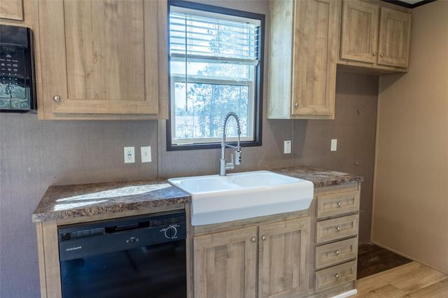 5725 Private Road 2075, Centerville, TX 75833