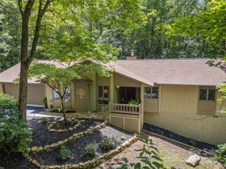943 Salola Lane, Brevard, NC 28712