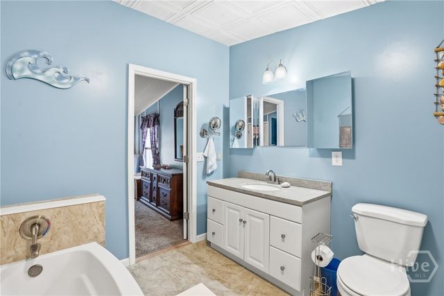 124 Edgewater Drive, Bloomingdale, GA 31302