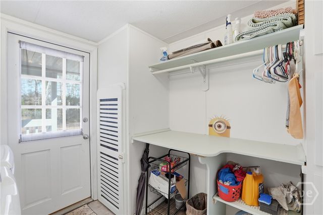 124 Edgewater Drive, Bloomingdale, GA 31302