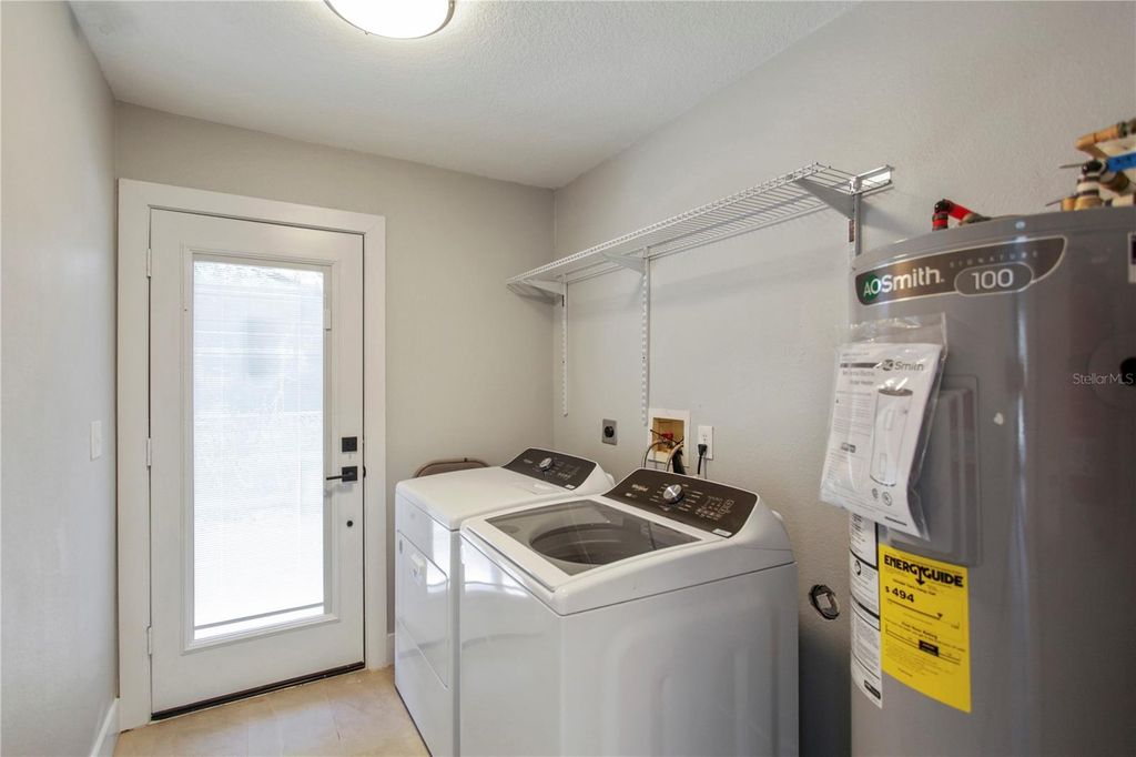 Image 28 of property listing at 822 POLK STREET, Orlando, FL 32805