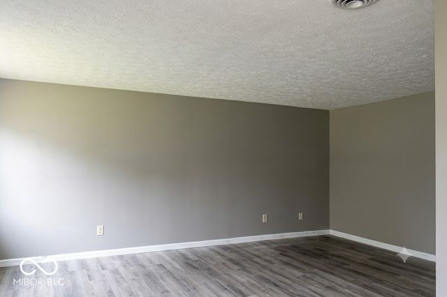 5531 Northport Drive, Indianapolis, IN 46221
