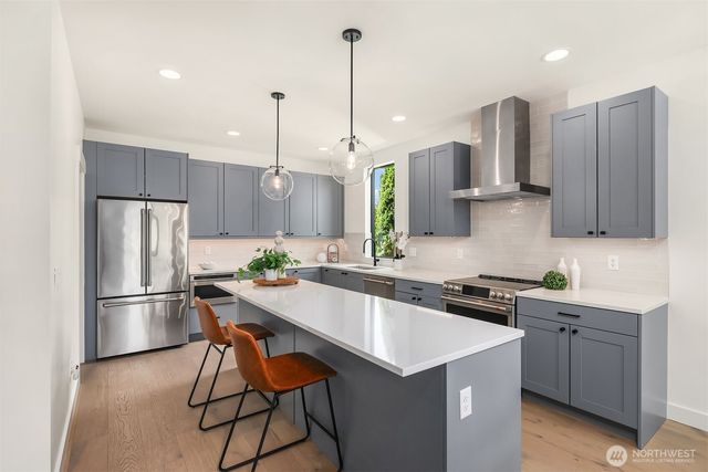 6735 11th Avenue NW, Seattle, WA 98117