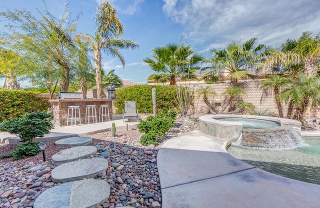 79942 Julee Court, La Quinta, CA 92253