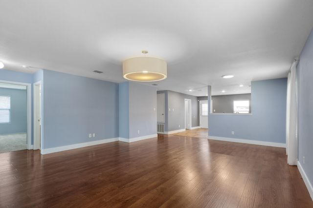 12752 Pricklybranch Drive, Fort Worth, TX 76244