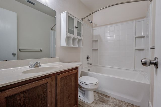 12752 Pricklybranch Drive, Fort Worth, TX 76244