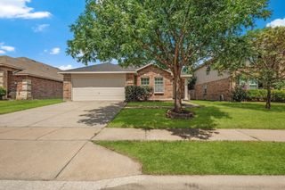 12752 Pricklybranch Drive, Fort Worth, TX 76244