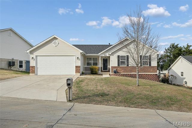 2307 W Ridge Drive, Festus, MO 63028