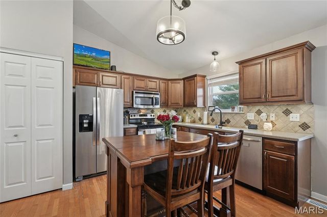 2307 W Ridge Drive, Festus, MO 63028