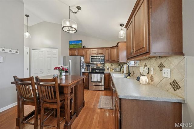 2307 W Ridge Drive, Festus, MO 63028