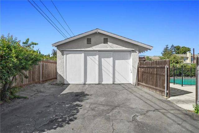 151 E Wistaria, Arcadia, CA 91006