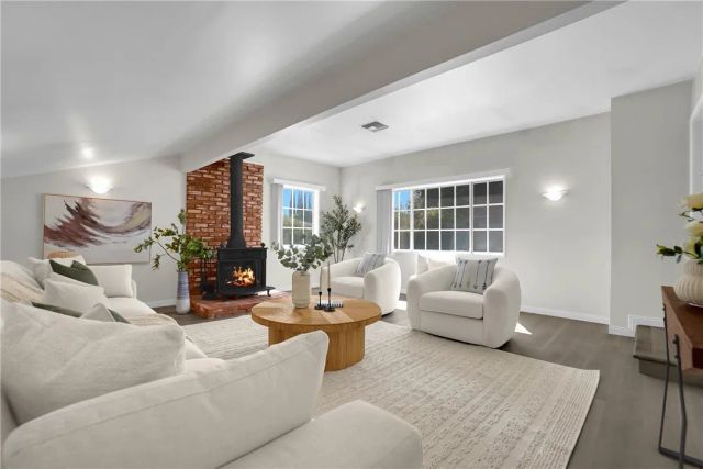 151 E Wistaria, Arcadia, CA 91006