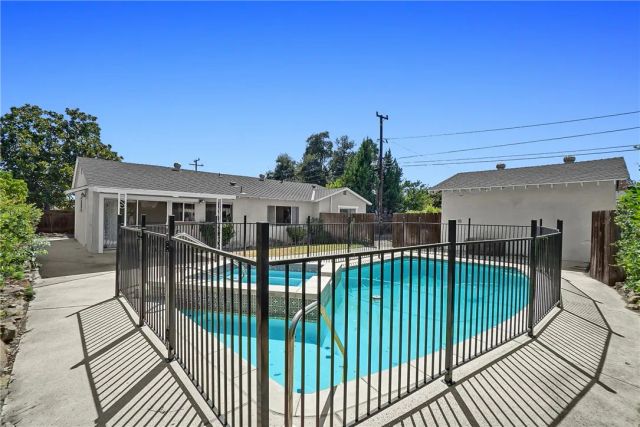 151 E Wistaria, Arcadia, CA 91006