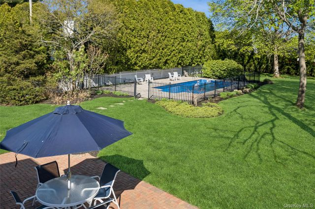 8 Ketcham Avenue, Eastport, NY 11941