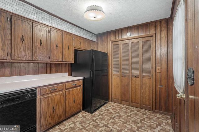 201 Crestmont Drive, Calhoun, GA 30701