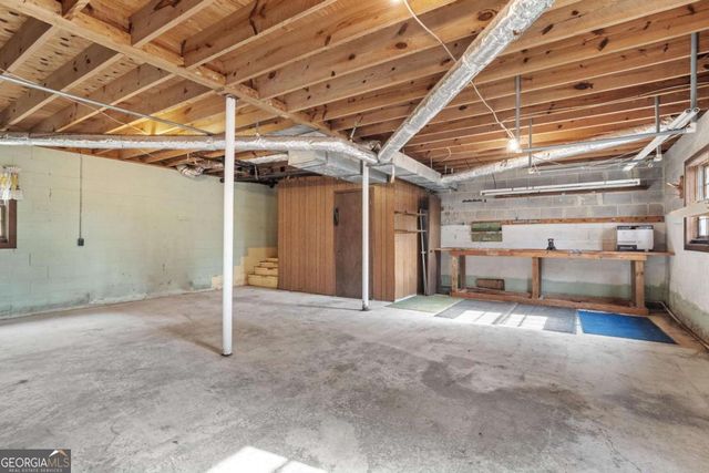 201 Crestmont Drive, Calhoun, GA 30701