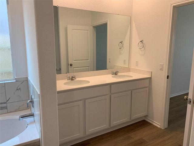 1205 Mallow RD, Leander, TX 78641
