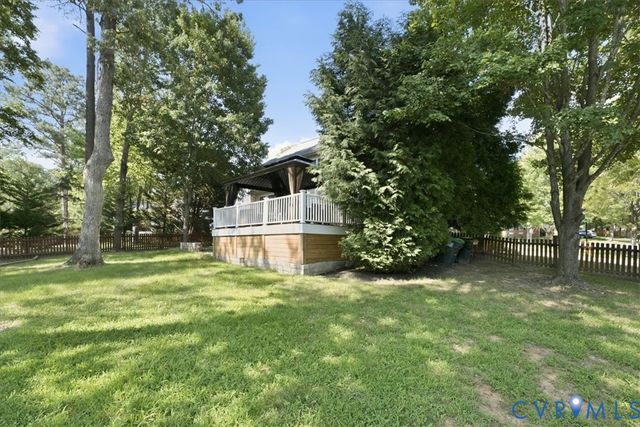 6100 Lilting Branch Way, Moseley, VA 23120