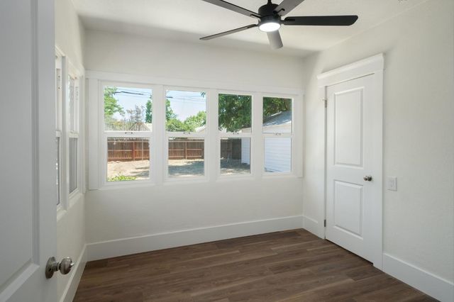 1470 N College Avenue, Fresno, CA 93728
