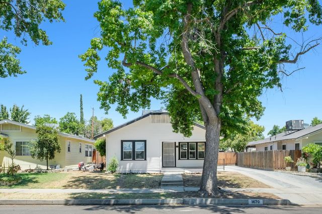 1470 N College Avenue, Fresno, CA 93728