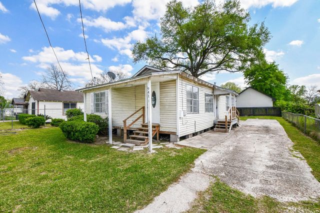 941 Lucky Street, Houston, TX 77088