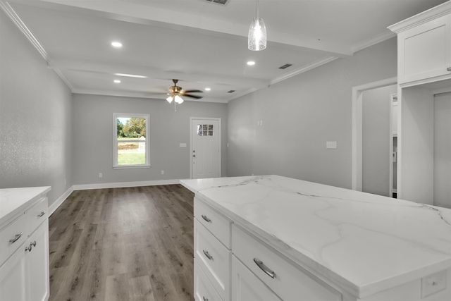 614 N Commerce, Overton, TX 75684