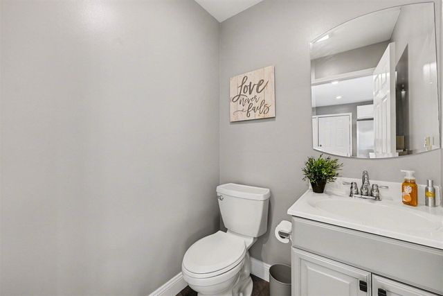 10577 Keane Drive, Grass Lake, MI 49240
