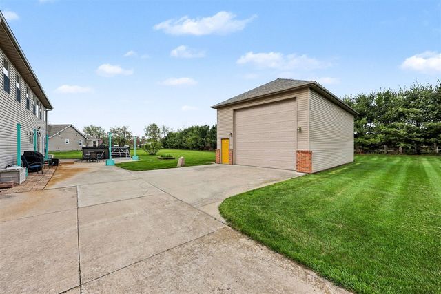 10577 Keane Drive, Grass Lake, MI 49240