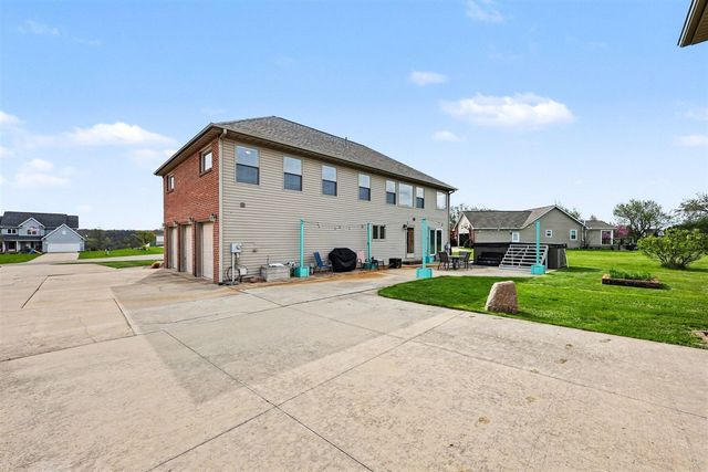 10577 Keane Drive, Grass Lake, MI 49240