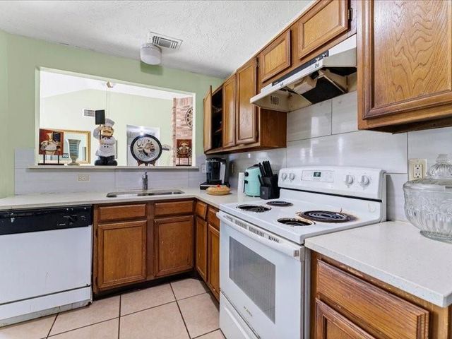 22127 Peachglen Lane, Spring, TX 77373