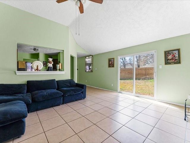 22127 Peachglen Lane, Spring, TX 77373