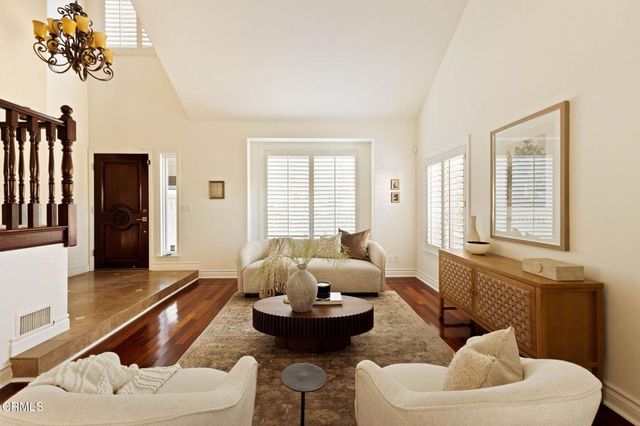 2701 Fairmount Avenue, La Crescenta, CA 91214