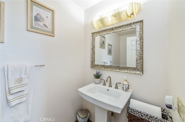 7440 Live Oak Dr., Jurupa Valley, CA 92509