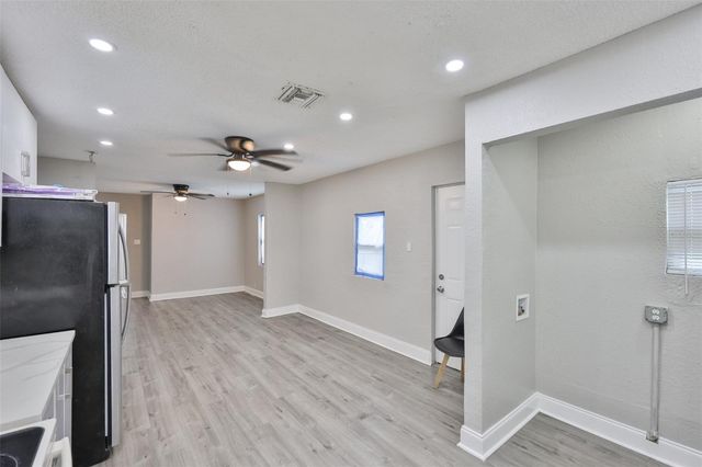 4602 COURTLAND STREET, Tampa, FL 33610