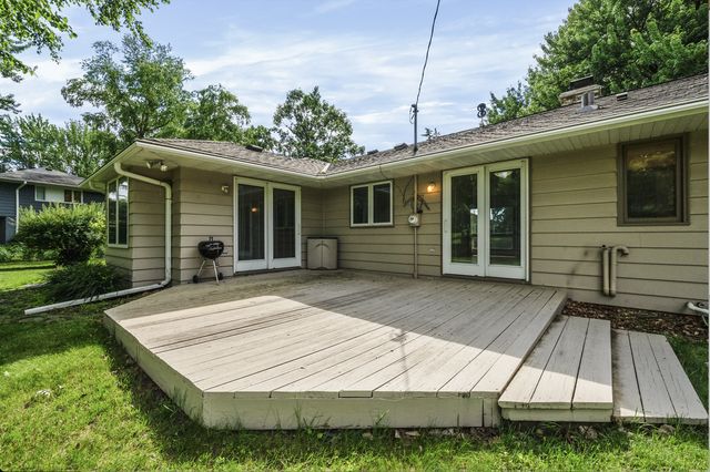 2000 Ordway Street, Golden Valley, MN 55422