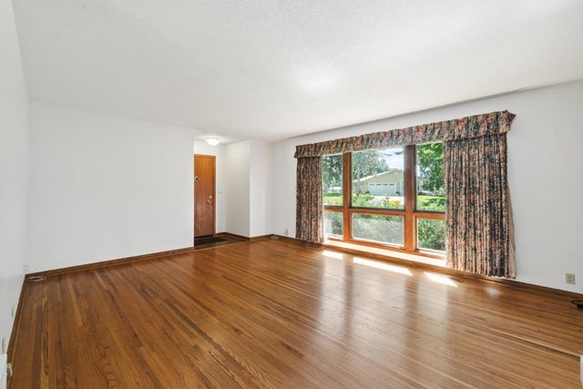 2000 Ordway Street, Golden Valley, MN 55422