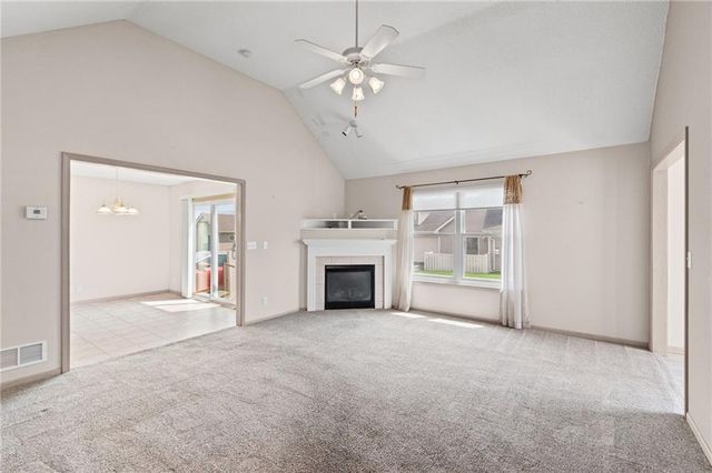 9831 N POTTER Avenue, Kansas City, MO 64157