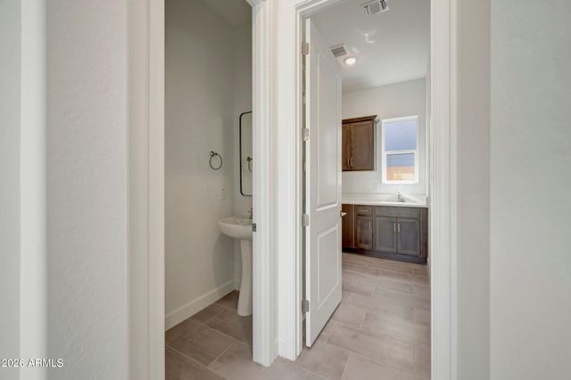 21672 W DEVONSHIRE Avenue, Buckeye, AZ 85396