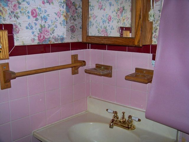 907 NW 10th St, Andrews, TX 79714