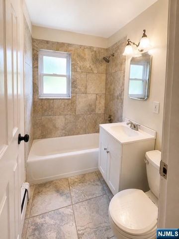 65 Regency Park 65, Ramsey, NJ 07446