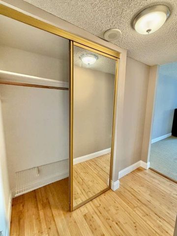 2801 NE 183rd Street 202W, Aventura, FL 33160