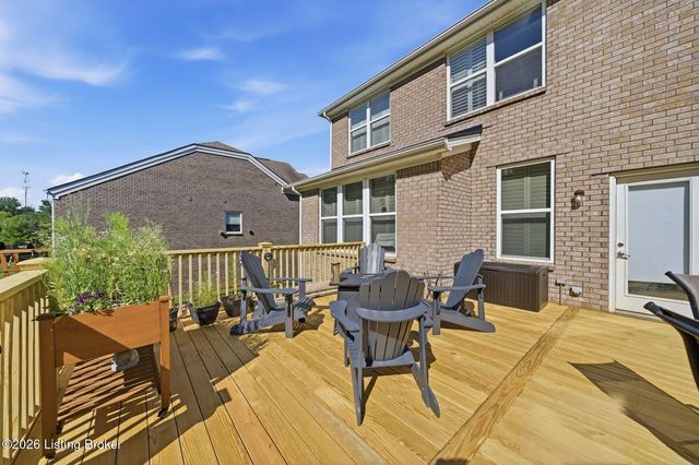 3811 Creekshire Dr, Louisville, KY 40245
