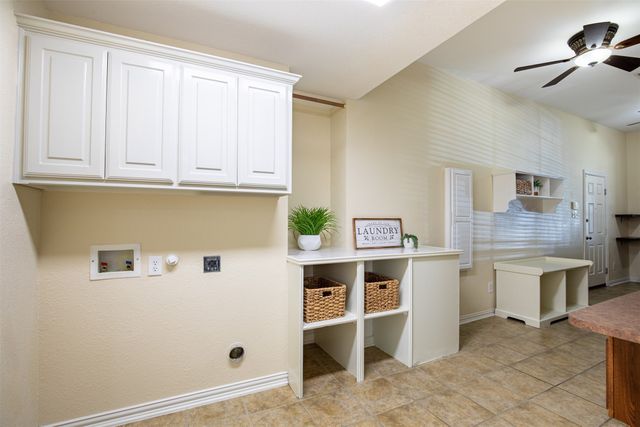 8931 Newton Street, Lantana, TX 76226