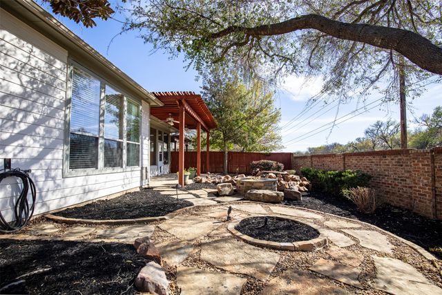 8931 Newton Street, Lantana, TX 76226